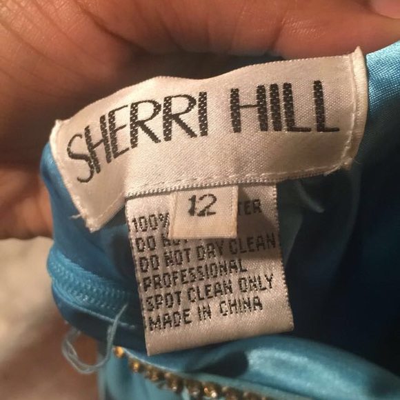 Sherri Hill Prom Dress - Picture 7 of 7